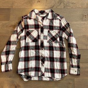 L.A. Hearts Women’s Flannel Button Down